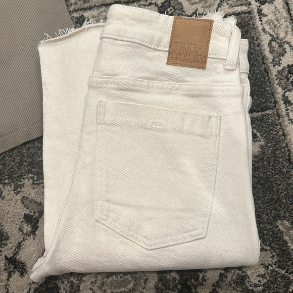 NWT Zara High Rise Flair - Stone Wash - Size US 4 - Picture 3 of 5